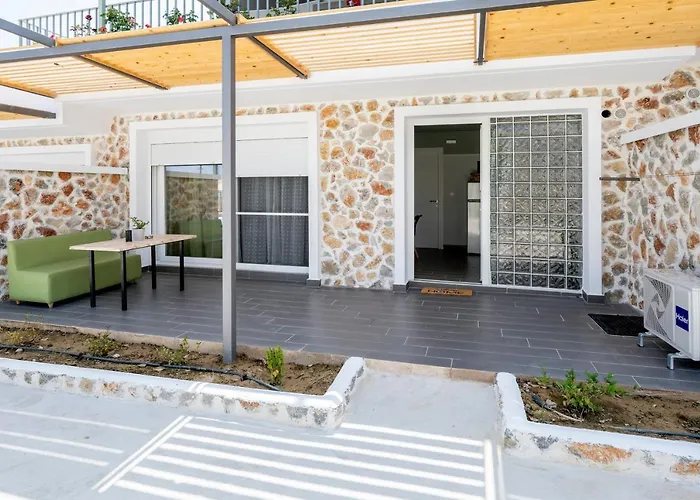 Eva's Paradise Garden, Poolside Cozy Haven In Kos Appartement *